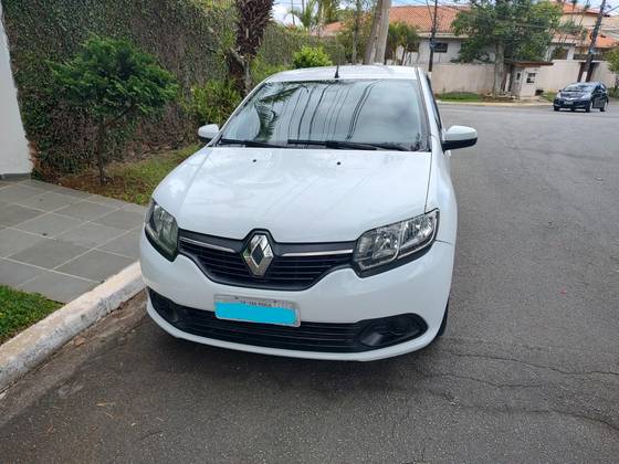 RENAULT LOGAN 1.6 EXPRESSION 8V FLEX 4P MANUAL RENAULT LOGAN 1.6 EXPRESSION 8V FLEX 4P MANUAL
